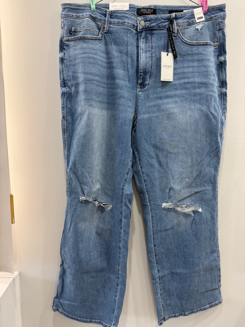 Judy Blue Light Blue Distressed Relaxed Jeans